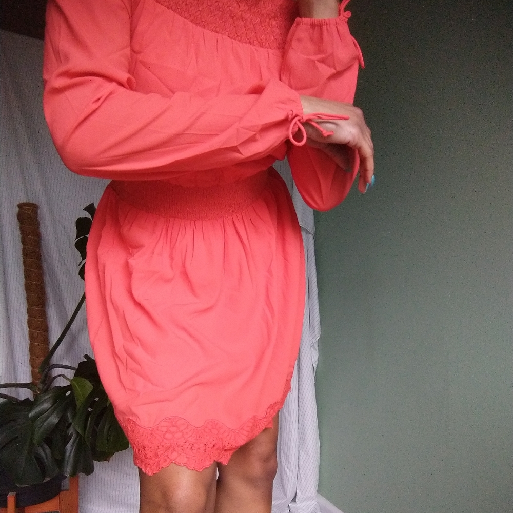 Women's Abercrombie & Fitch Coral off-the-shoulder dress - Picture 4 of 14